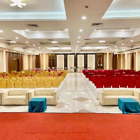The Elite Lucknow Convention Hotel Exterior photo